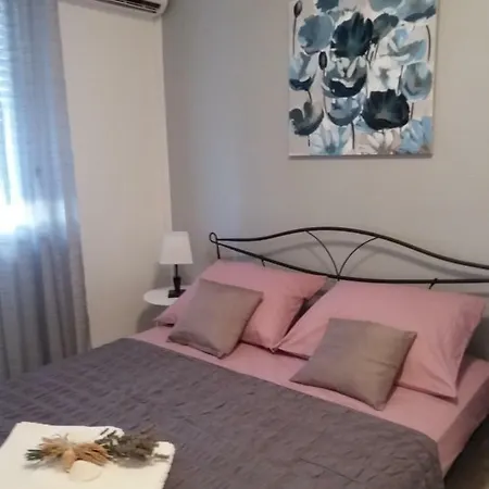 Natali Apartament