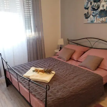 Natali Apartament